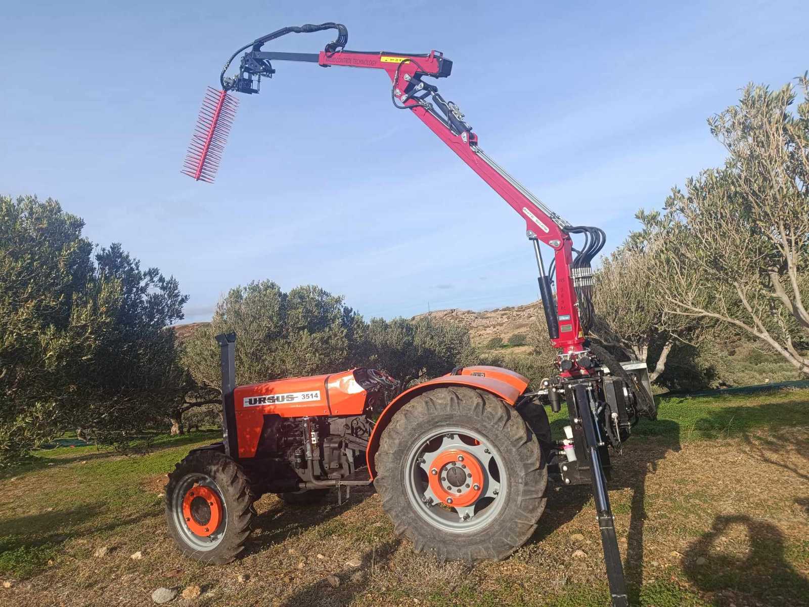 White Shark . Radio Control Olive Picker